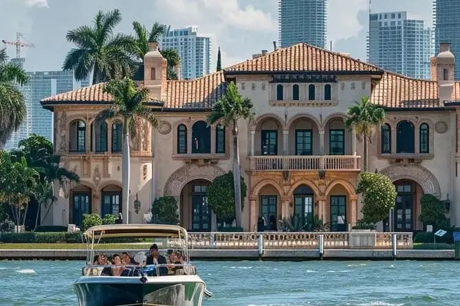 Private sunset boat tours in Miami